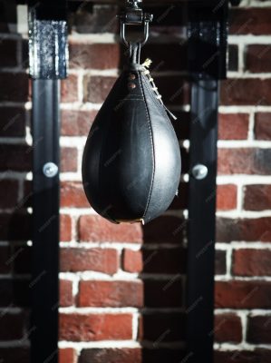 black-punching-bag_216548-233